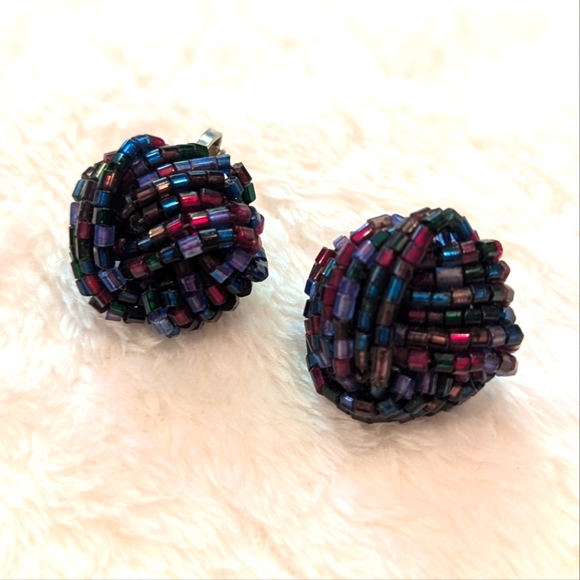 Vintage Multicolor (Blue, Red, Purple) Beaded Button Clip Earrings - Picture 4 of 5